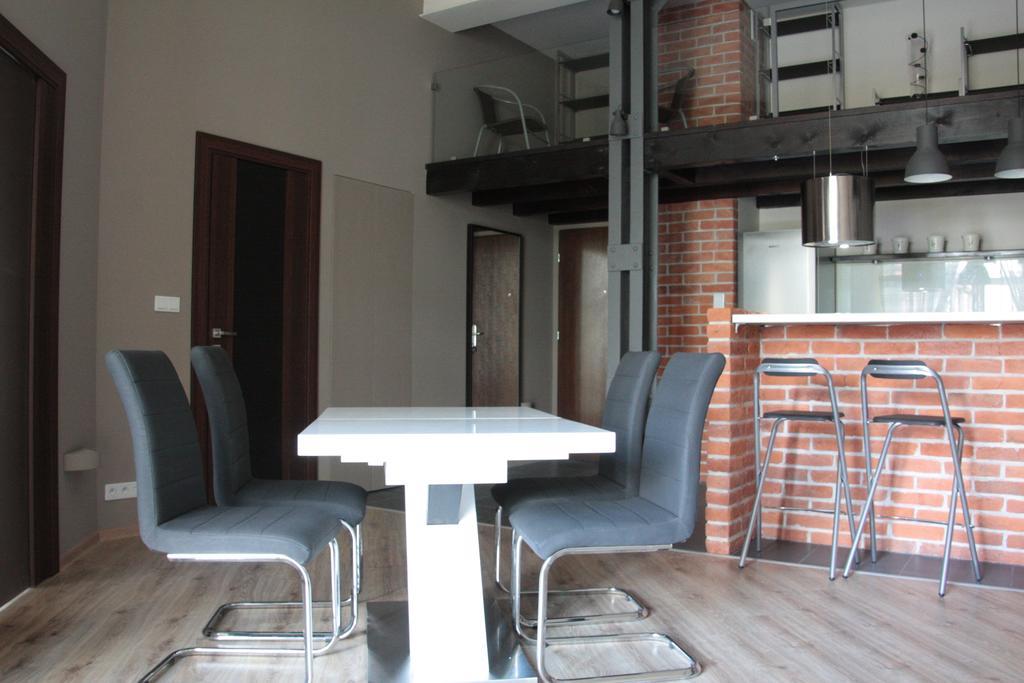 Loft Niezapominajka W Tobaco Park Apartment Lodz  Room photo